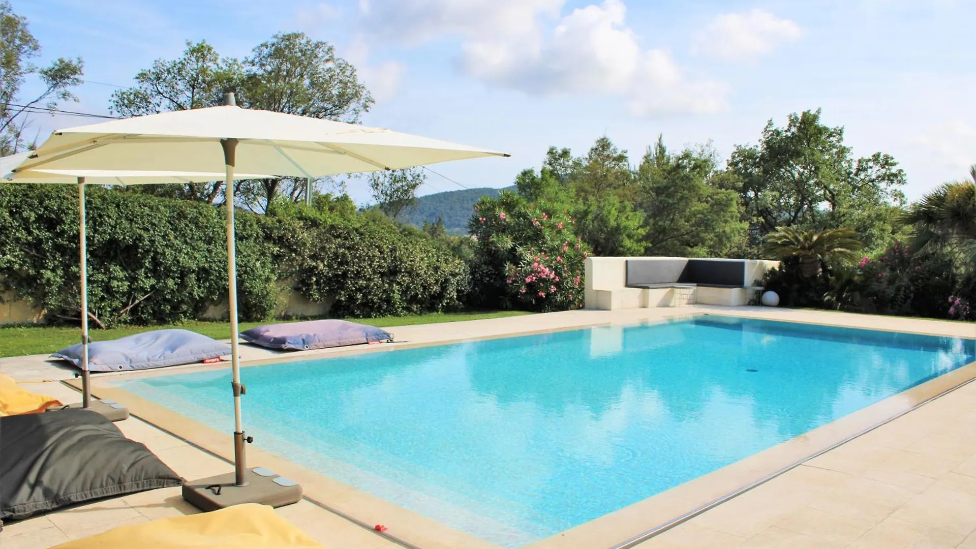 Villa Le Domaine Des Vignes-Spacieuse Villa/Piscine Hyeres France