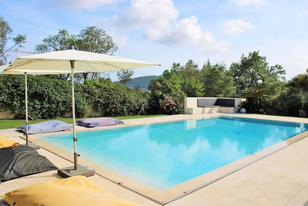 Villa Le Domaine Des Vignes-Spacieuse Villa/Piscine Hyeres