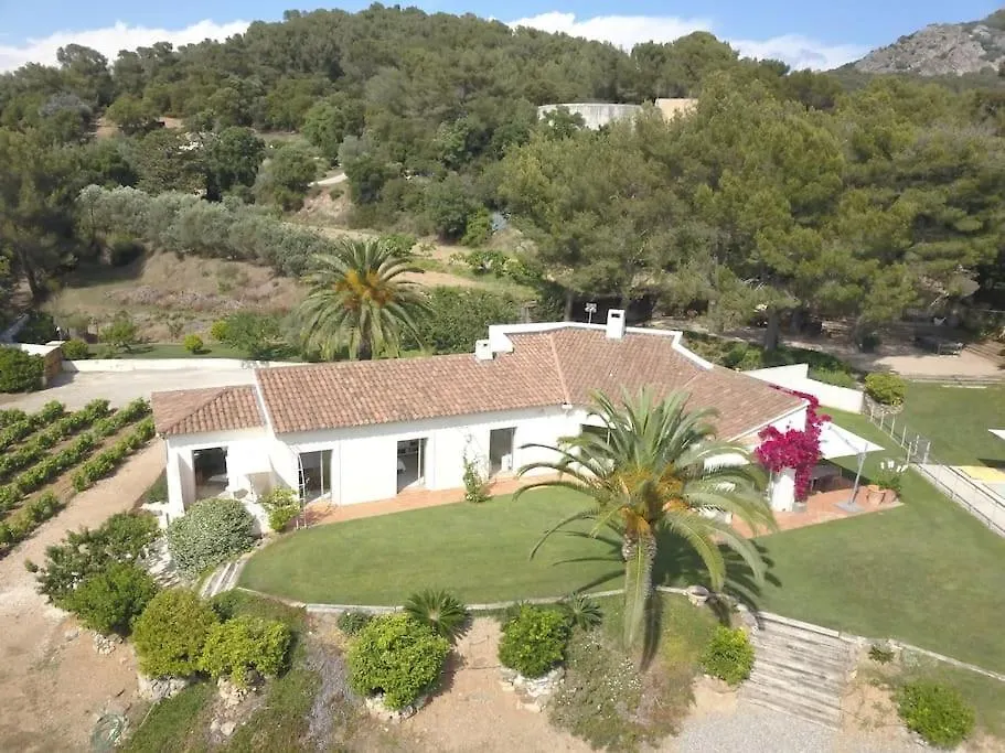 Le Domaine Des Vignes-Spacieuse Villa/Piscine Hyeres 0*,  France