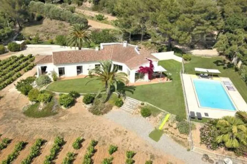 Le Domaine Des Vignes-Spacieuse Villa/Piscine Hyeres